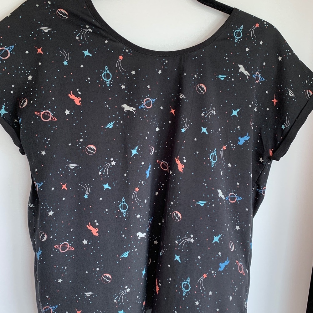 Yumi Lost in Space top